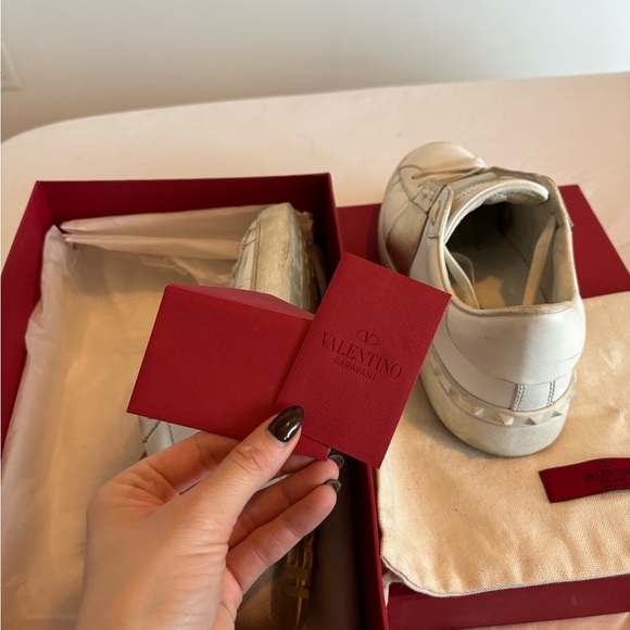 VALENTINO GARAVANI SNEAKERS - Picture 9 of 9